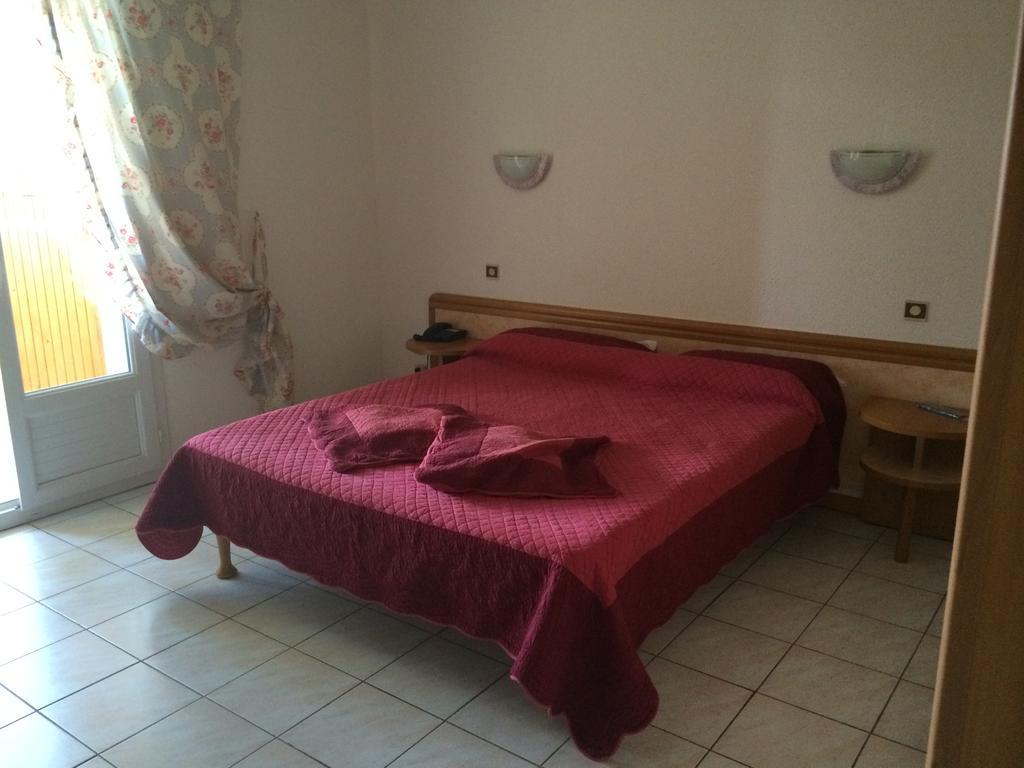Hotel Le Narval Калькатоджо Екстер'єр фото